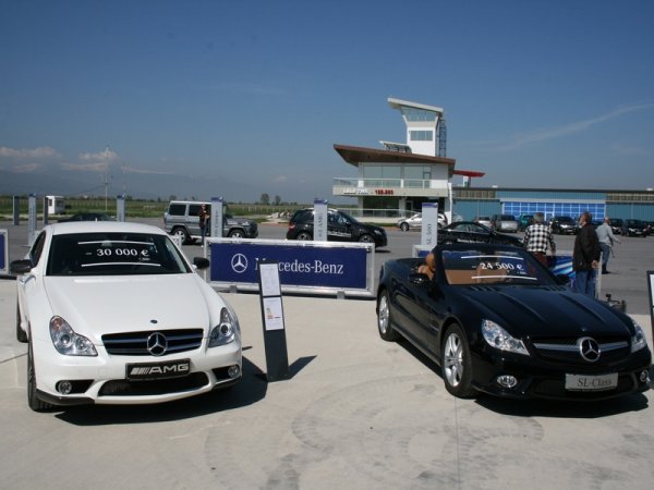 "ОЧАРОВАНИЕ БЕЗ КРАЙ" - ексклузивното роудшоу Mercedes-Benz Star Experience